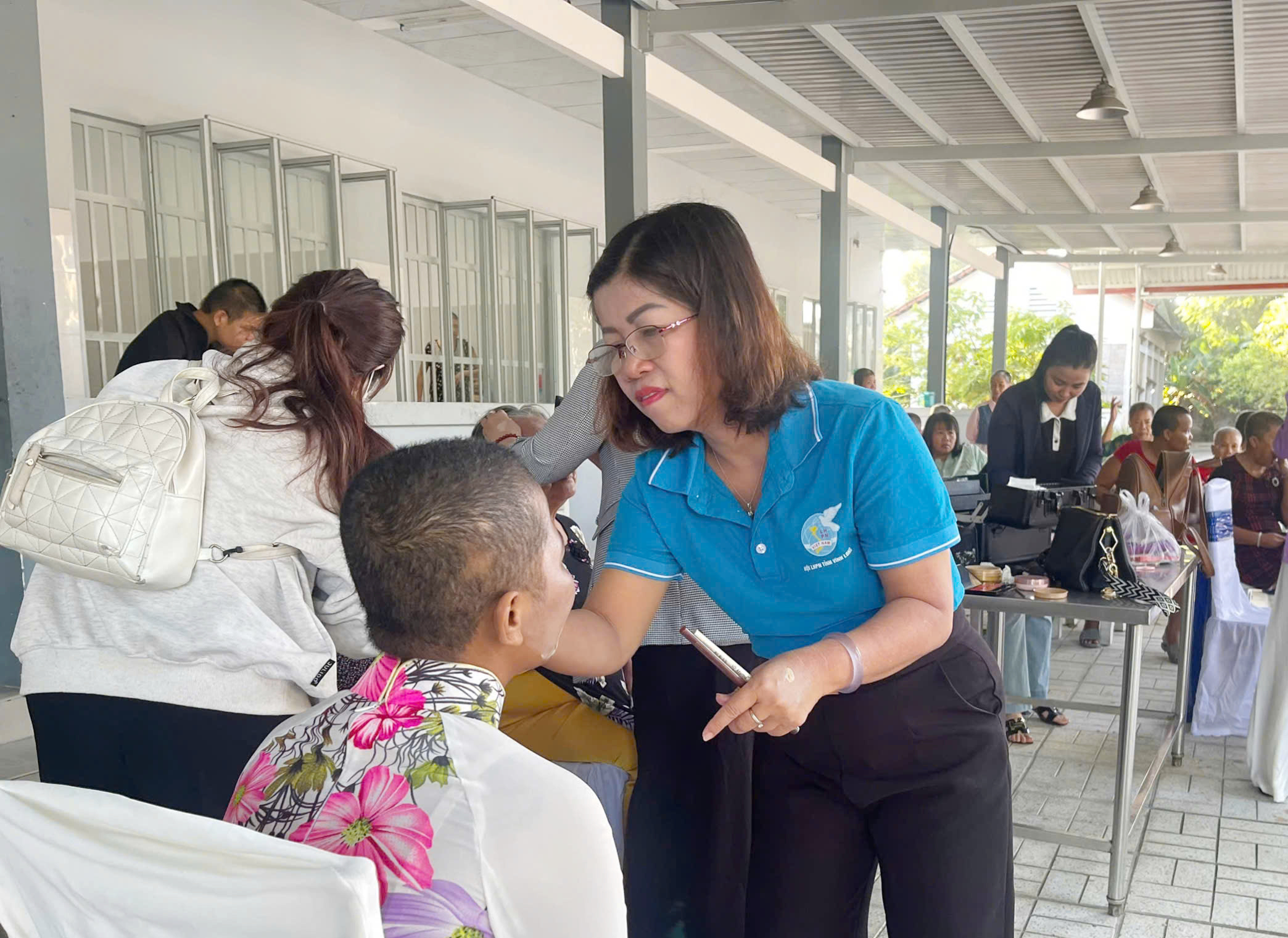Vĩnh Long: Kết nối yêu thương, chăm lo cho phụ nữ yếu thế- Ảnh 1.