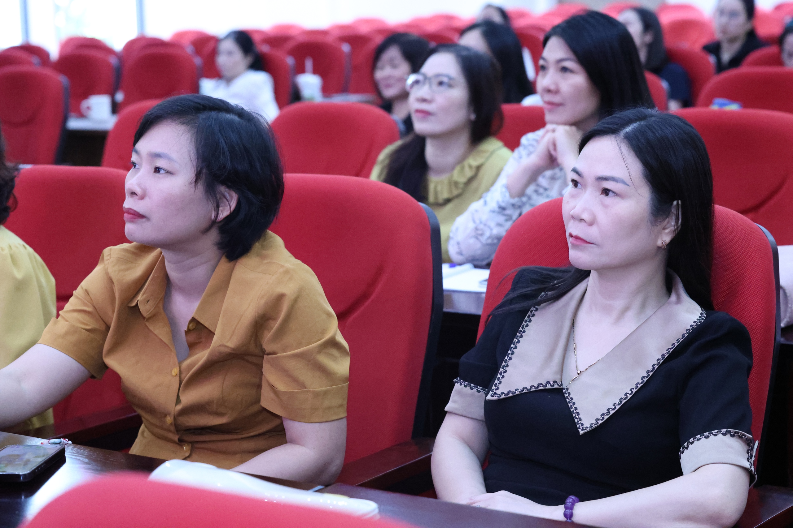 Tập huấn Nâng cao năng lực kỹ năng số cho hơn 3.300 Chủ tịch Hội LHPN cấp tỉnh, cấp xã- Ảnh 4.