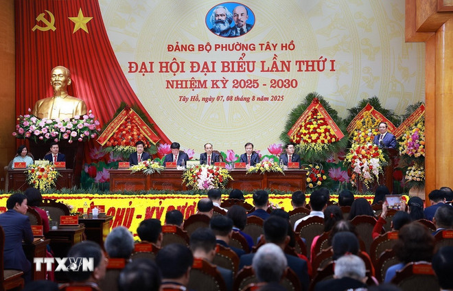 Thủ tướng: Xây dựng phường Tây Hồ kiểu mẫu, đi đầu trên tất cả các lĩnh vực- Ảnh 2.