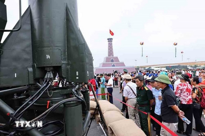 Lan tỏa thông điệp về thành công của Triển lãm thành tựu đất nước- Ảnh 1.