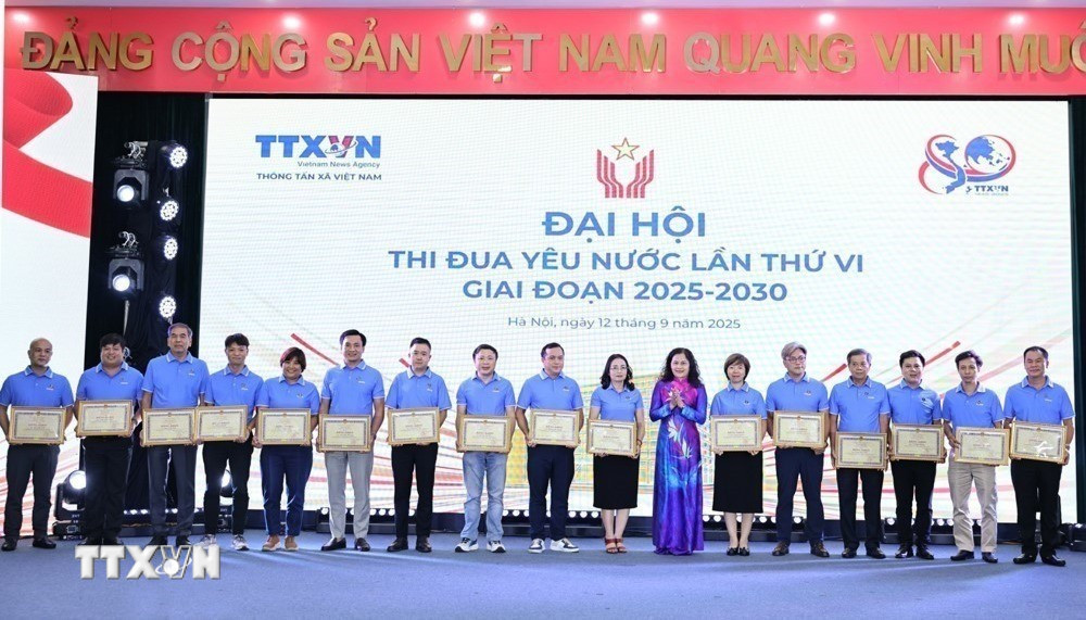 TTXVN nỗ lực đổi mới, sáng tạo trong kỷ nguyên vươn mình của dân tộc- Ảnh 6. TTXVN nỗ lực đổi mới, sáng tạo trong kỷ nguyên vươn mình của dân tộc- Ảnh 6.