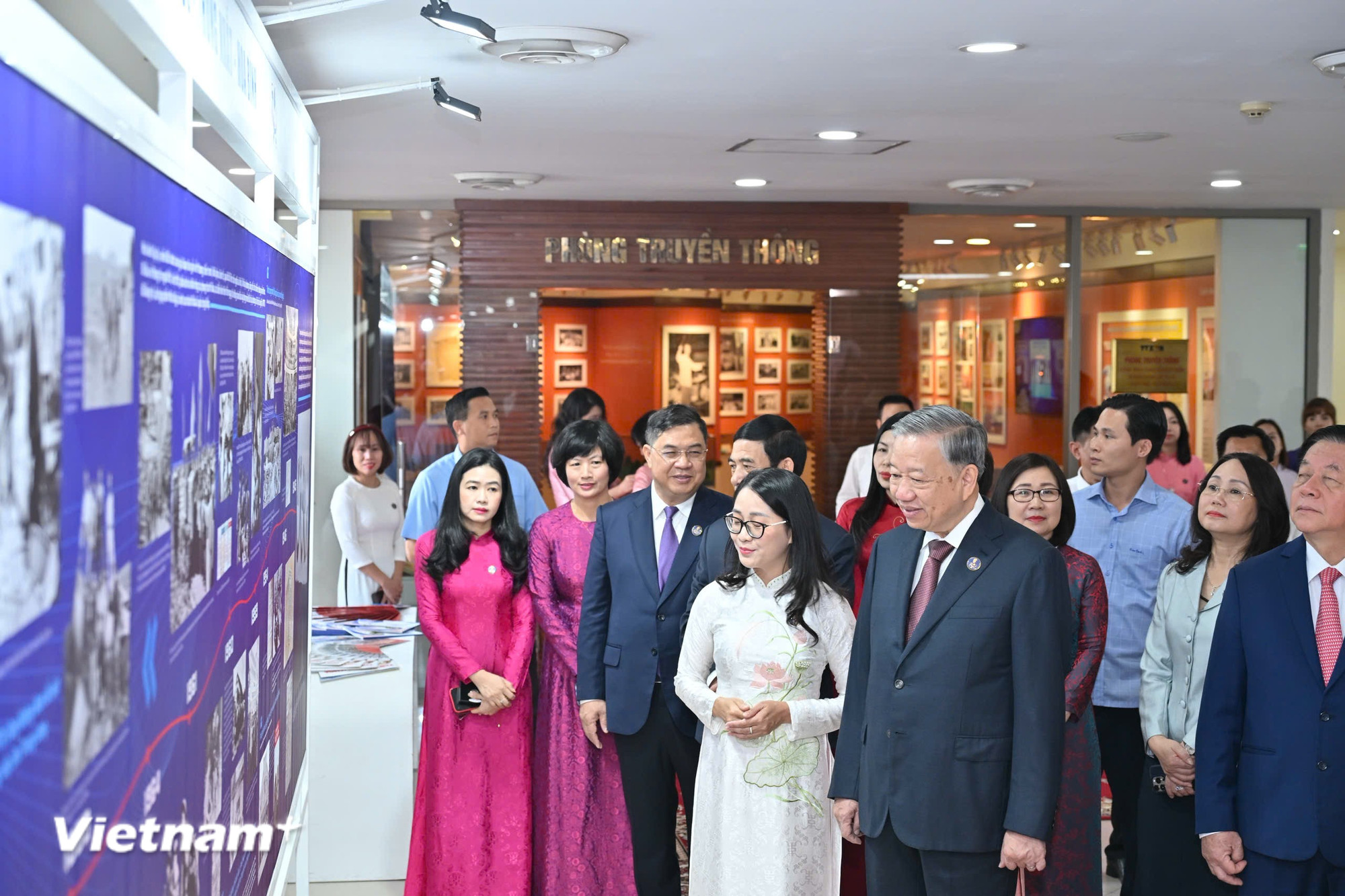 Thông tấn xã Việt Nam đón nhận Huân chương Hồ Chí Minh, quyết tâm tiên phong trên mặt trận thông tin- Ảnh 3.