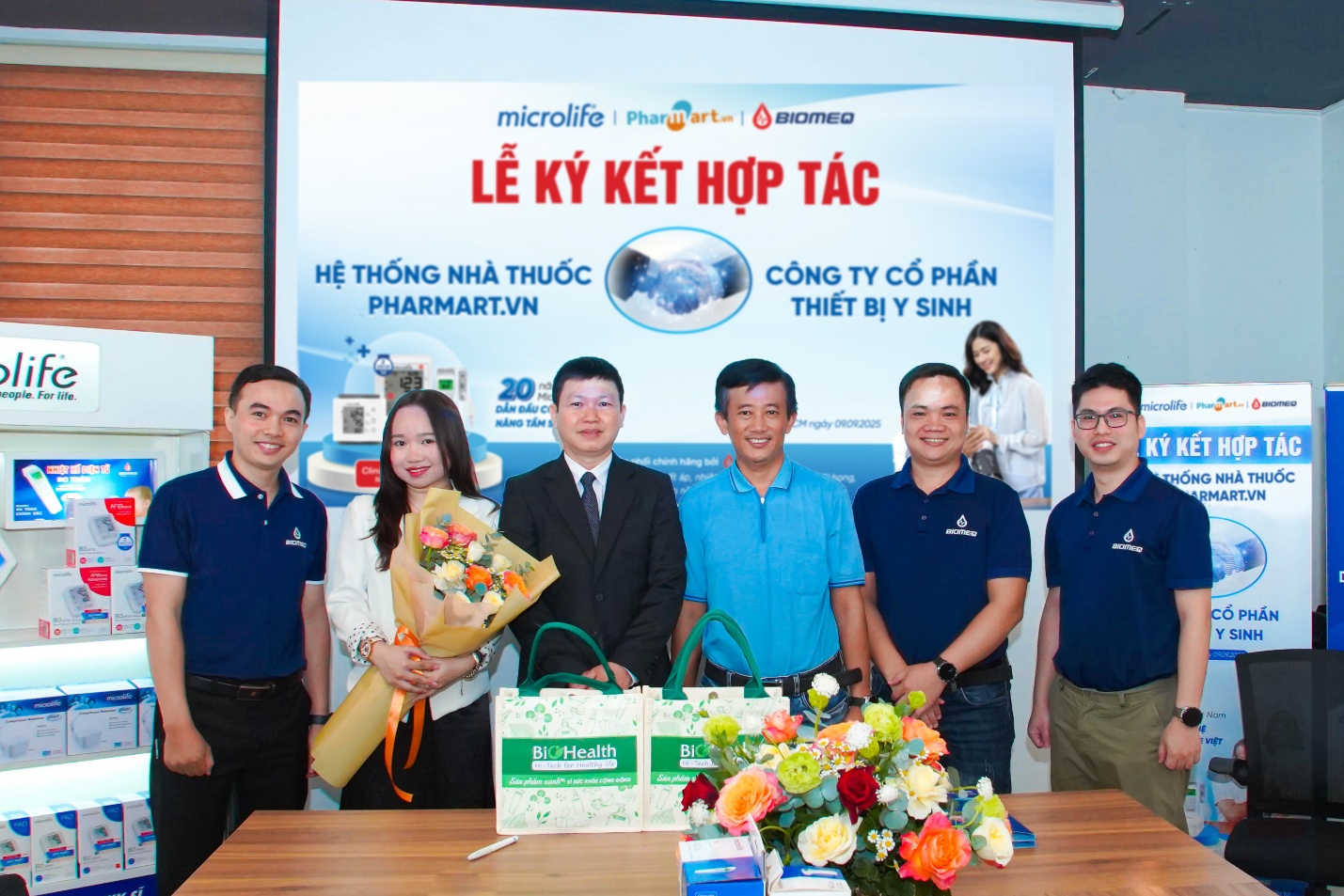 Pharmart.vn - đối tác của Biomeq và Microlife tại Việt Nam
- Ảnh 2. Pharmart.vn - đối tác của Biomeq và Microlife tại Việt Nam
- Ảnh 2.