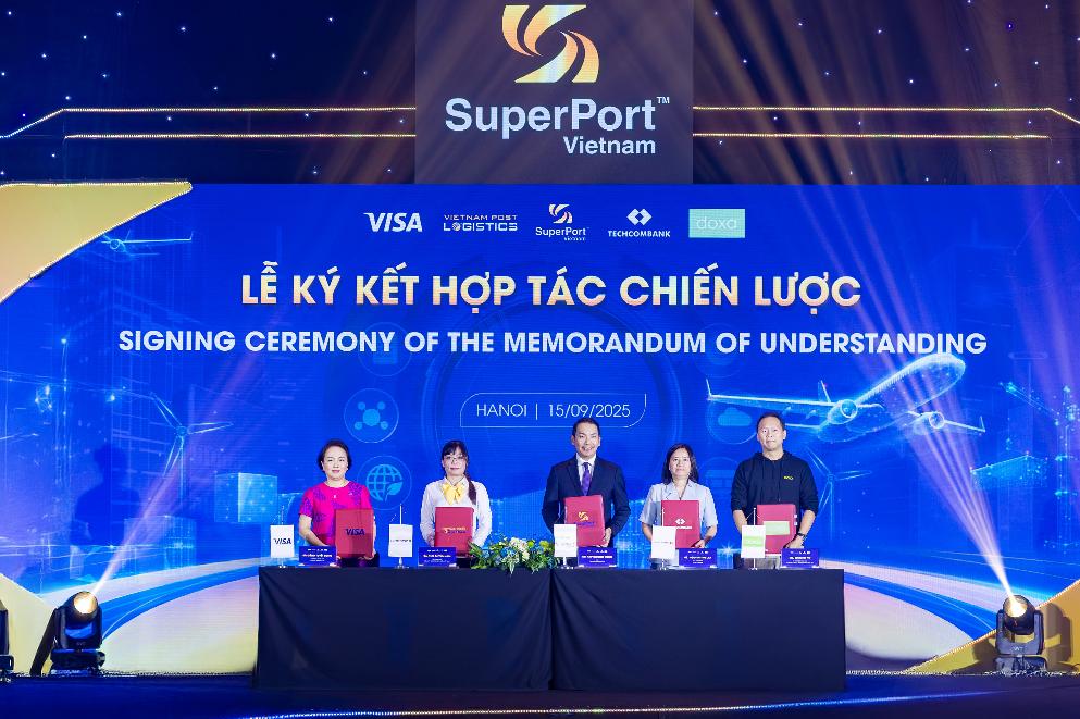 “Siêu cảng” logistics của T&T Group mở bệ phóng số hóa cho doanh nghiệp nhỏ và vừa Việt Nam- Ảnh 2.