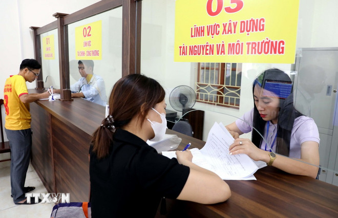 Chính sách đối với 5 nhóm đối tượng chịu sự tác động do sắp xếp tổ chức bộ máy- Ảnh 1. Chính sách đối với 5 nhóm đối tượng chịu sự tác động do sắp xếp tổ chức bộ máy- Ảnh 1.