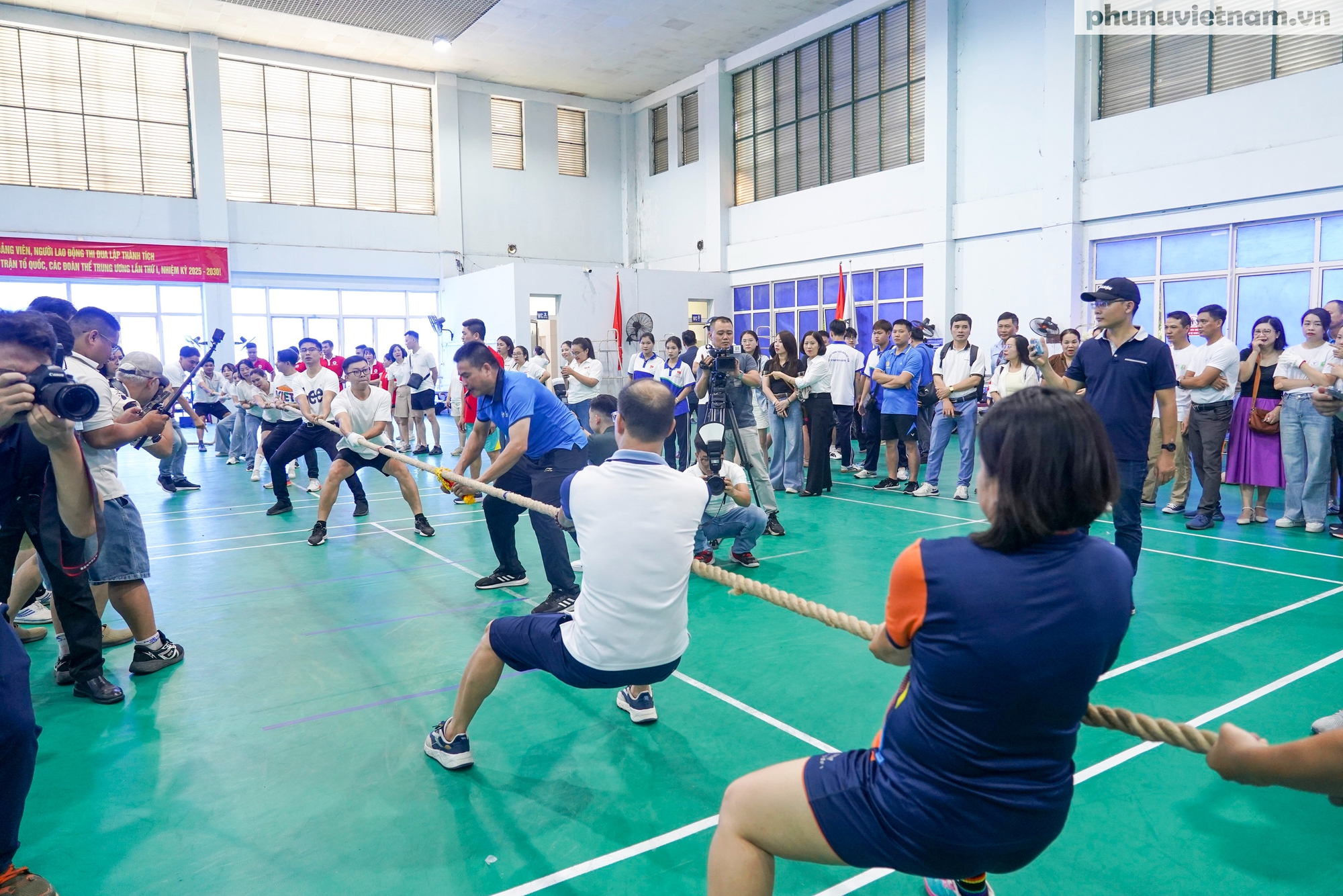 Sôi nổi Lễ khai mạc Hội thao chào mừng Đại hội Đảng bộ MTTQ, các đoàn thể Trung ương lần thứ I- Ảnh 11.