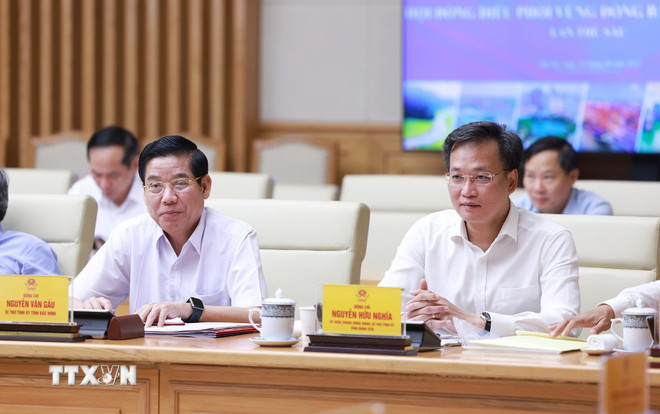Thủ tướng chủ trì Hội nghị Hội đồng điều phối vùng Đồng bằng sông Hồng- Ảnh 3. Thủ tướng chủ trì Hội nghị Hội đồng điều phối vùng Đồng bằng sông Hồng- Ảnh 3.