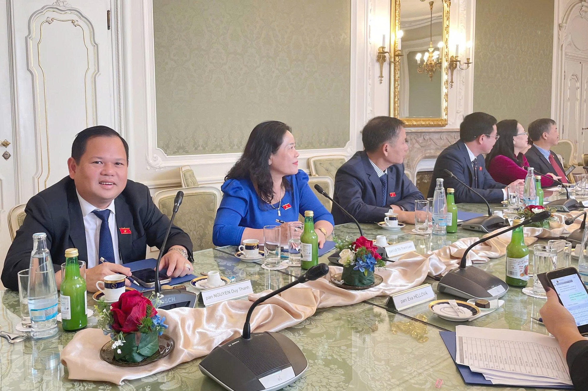 Phó Chủ tịch Quốc hội Nguyễn Thị Thanh thăm, làm việc tại Cộng hòa Czech- Ảnh 6. Phó Chủ tịch Quốc hội Nguyễn Thị Thanh thăm, làm việc tại Cộng hòa Czech- Ảnh 6.