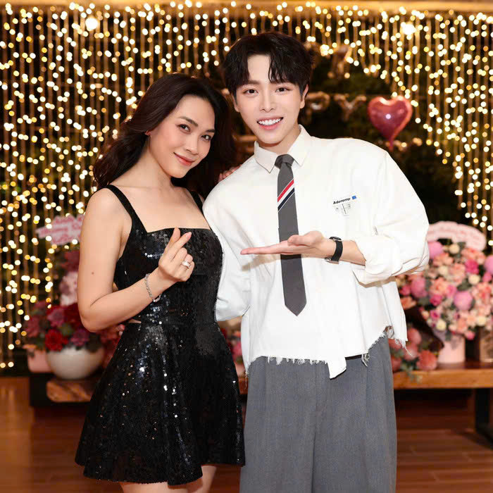 Bố ca sĩ Đức Phúc cảm ơn 2 người đặc biệt đã làm thay đổi cuộc đời con trai- Ảnh 3.