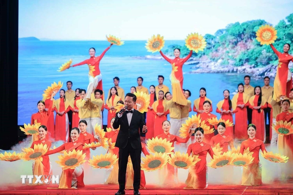 Bộ Văn hóa, Thể thao và Du lịch: "Quyết liệt hành động-Khát vọng cống hiến"- Ảnh 4.