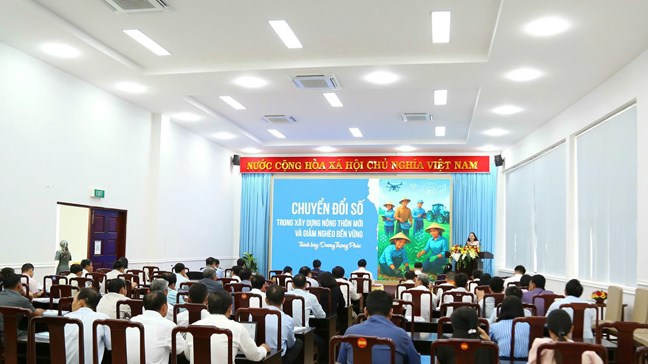 Phó Chủ tịch UBTƯ MTTQ Việt Nam Hà Thị Nga dự Hội nghị tập huấn về xây dựng nông thôn mới và giảm nghèo bền vững khu vực phía Nam- Ảnh 3.