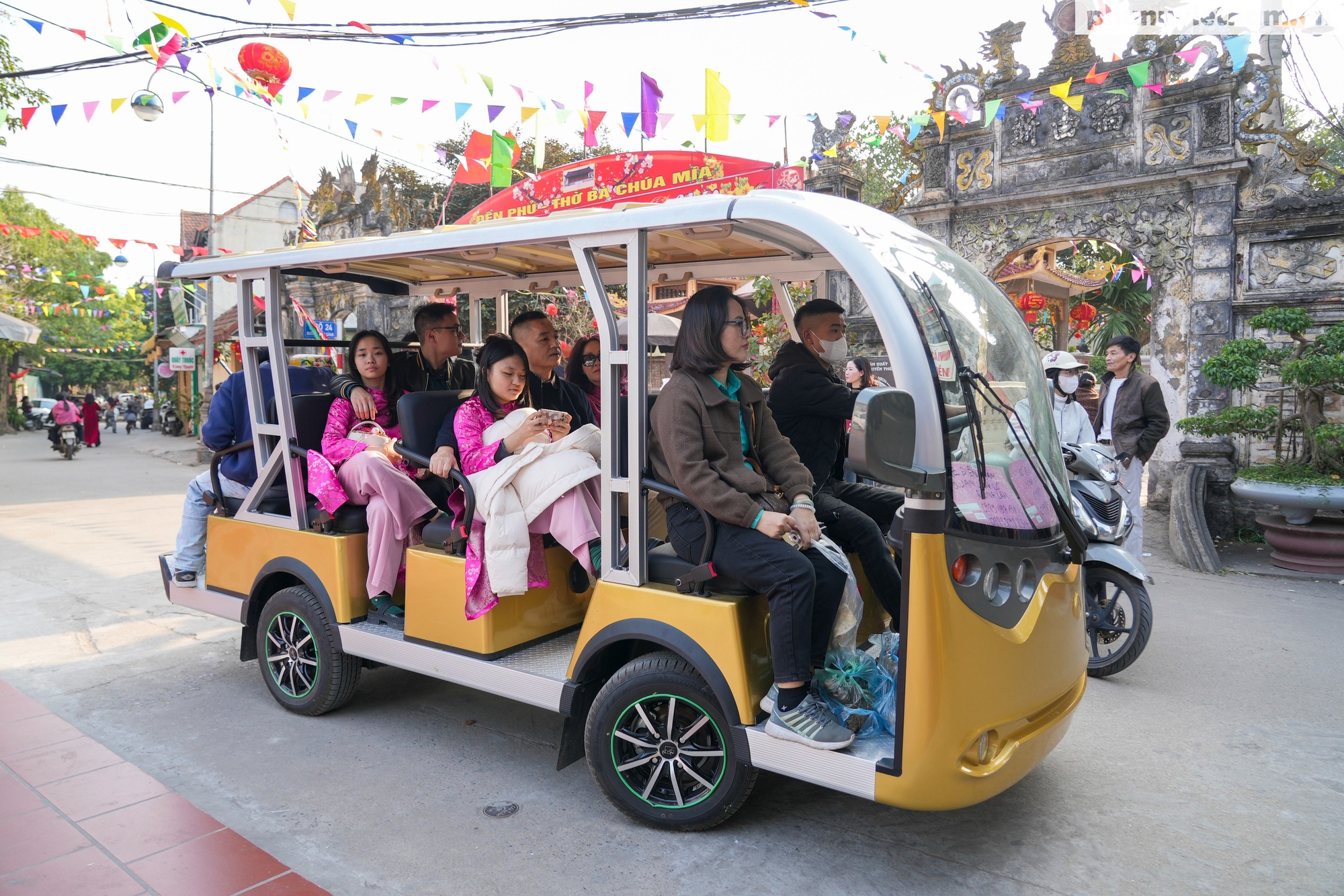 Làng cổ Đường Lâm - “bảo tàng sống” hơn 1.000 năm tuổi bước vào hành trình du lịch xanh- Ảnh 21.