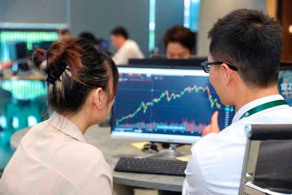 Thị trường hồi phục, khối ngoại vẫn rút ròng hơn 800 tỷ đồng trong phiên hồi phục ngày 29/9- Ảnh 1.