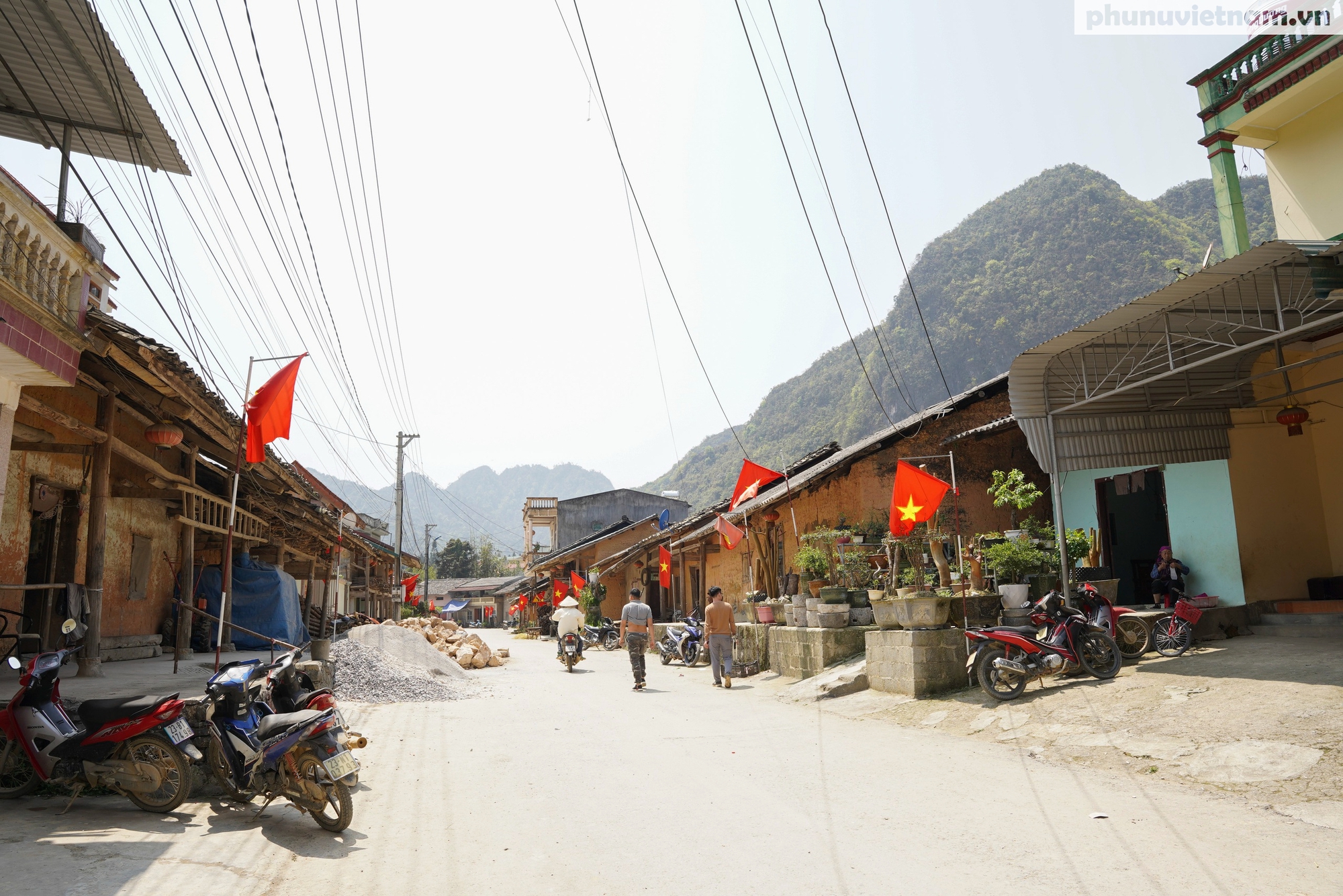 Phó Bảng - “Người đẹp ngủ quên” trên Cao nguyên đá Đồng Văn- Ảnh 2.