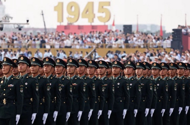Chủ tịch nước Lương Cường dự Lễ duyệt binh kỷ niệm 80 năm chiến thắng phátxít- Ảnh 1.