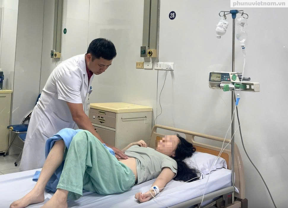 Báo động tình trạng xuất huyết tiêu hóa từ những thói quen xấu - Ảnh 3.