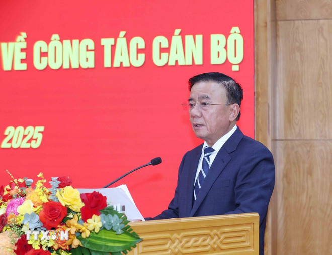 Ông Nguyễn Long Hải giữ chức Phó Bí thư Đảng ủy các cơ quan Đảng Trung ương- Ảnh 1. Ông Nguyễn Long Hải giữ chức Phó Bí thư Đảng ủy các cơ quan Đảng Trung ương- Ảnh 1.
