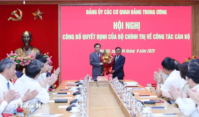 Ông Nguyễn Long Hải giữ chức Phó Bí thư Đảng ủy các cơ quan Đảng Trung ương- Ảnh 2. Ông Nguyễn Long Hải giữ chức Phó Bí thư Đảng ủy các cơ quan Đảng Trung ương- Ảnh 2.