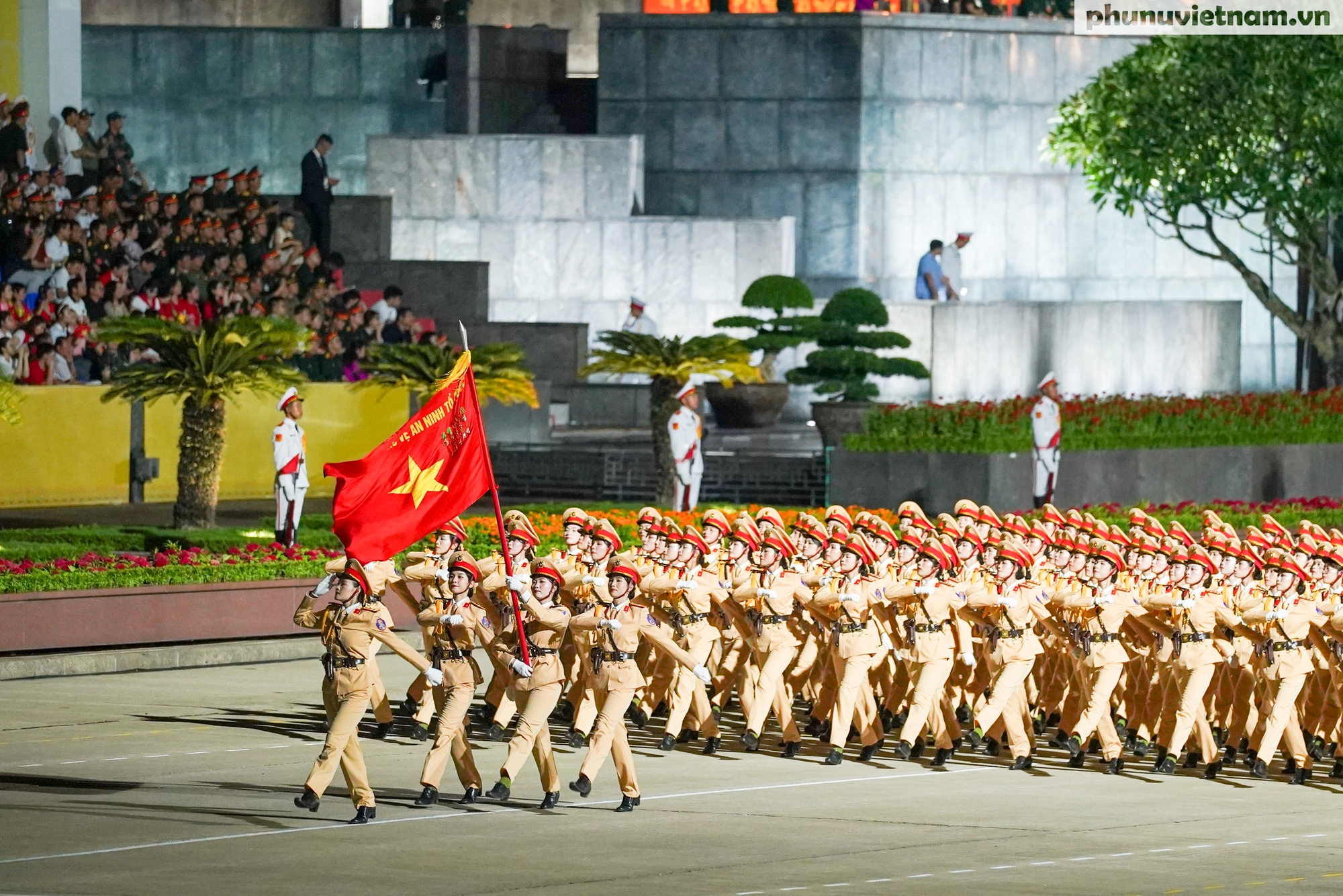 Nữ học viên Đại học Cảnh sát nhân dân tỏa sáng tại nhiệm vụ A80, lan tỏa tinh thần chiến sĩ CAND- Ảnh 2.