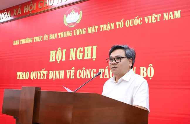 Ban Thường trực UBTƯ MTTQ Việt Nam trao quyết định nghỉ hưu theo Nghị định 178 cho 16 cán bộ- Ảnh 4. Ban Thường trực UBTƯ MTTQ Việt Nam trao quyết định nghỉ hưu theo Nghị định 178 cho 16 cán bộ- Ảnh 4.