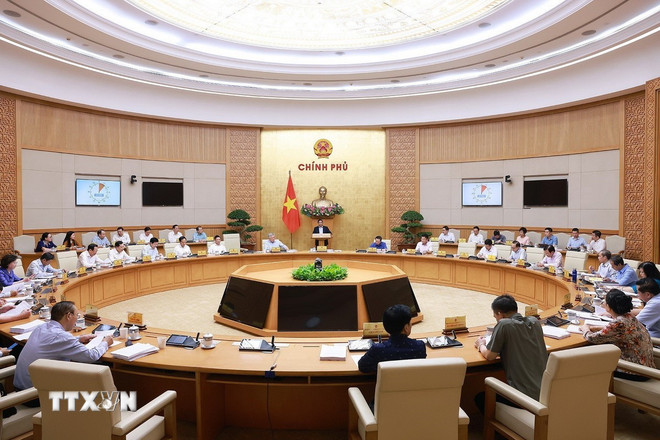Thủ tướng: Phải đạt mục tiêu tăng trưởng kinh tế 8,3-8,5% trong năm nay- Ảnh 1.