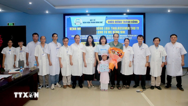 Ca ghép tủy Thalassemia đầu tiên ở Việt Nam được lấy tủy từ mẹ- Ảnh 2. Ca ghép tủy Thalassemia đầu tiên ở Việt Nam được lấy tủy từ mẹ- Ảnh 2.