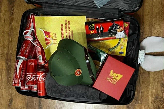 Vợ quân nhân Nga tham gia A80 xúc động trước sự thân thiện, hiếu khách của người dân Việt Nam- Ảnh 2. Vợ quân nhân Nga tham gia A80 xúc động trước sự thân thiện, hiếu khách của người dân Việt Nam- Ảnh 2.