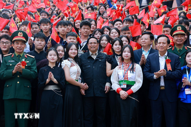 Thủ tướng dự Lễ khởi công Dự án đầu tư cơ sở vật chất cho trường phổ thông vùng cao Việt Bắc- Ảnh 3.