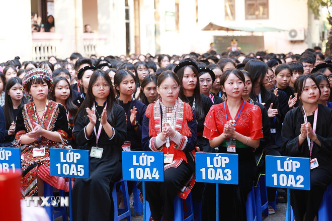 Thủ tướng dự Lễ khởi công Dự án đầu tư cơ sở vật chất cho trường phổ thông vùng cao Việt Bắc- Ảnh 7.