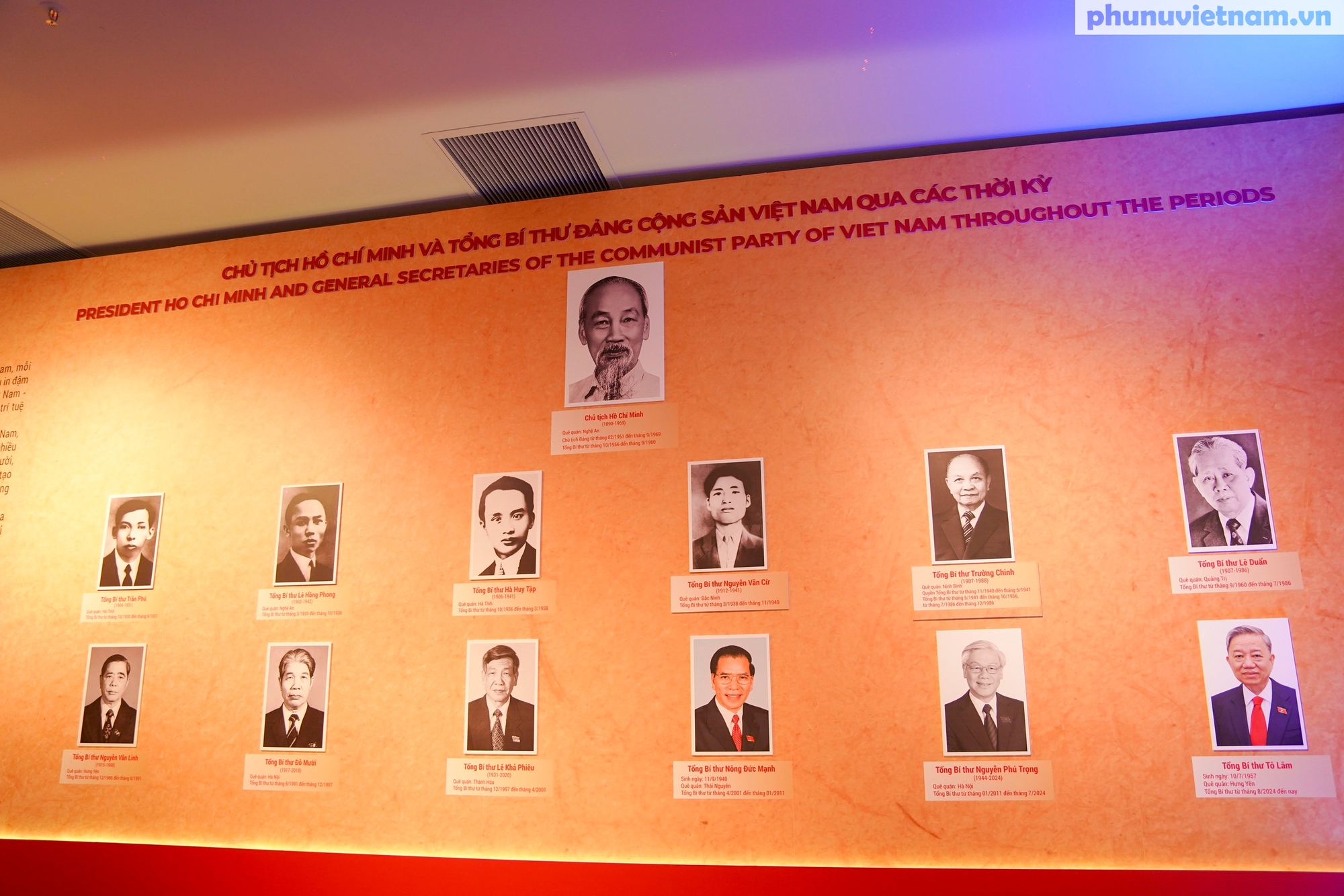 Sống động "những trang sử vàng" qua triển lãm về các kỳ Đại hội Đảng- Ảnh 20.