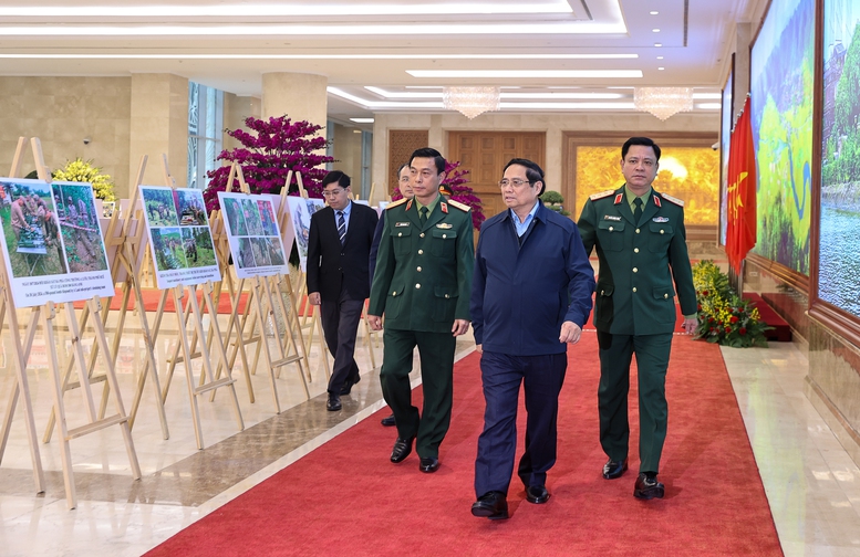 Thủ tướng: Cơ bản làm sạch ô nhiễm bom mìn vào thời điểm kỷ niệm 100 năm Quốc khánh- Ảnh 1.