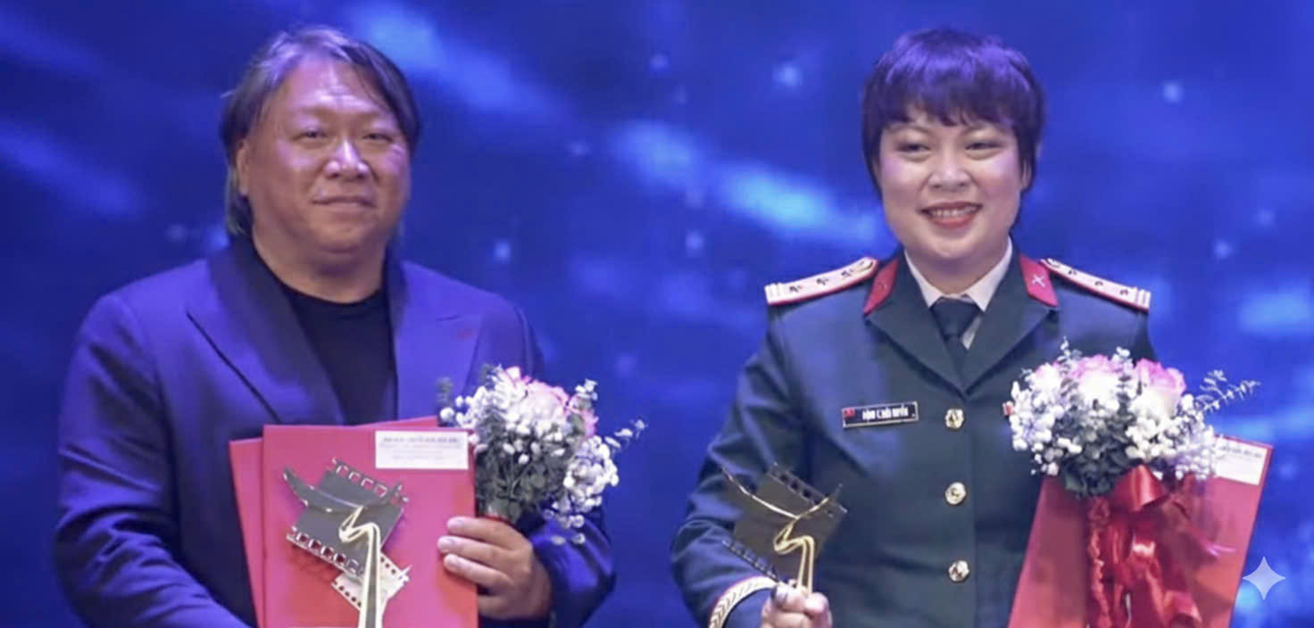 Phim "Mưa đỏ" thắng lớn tại giải Cánh diều 2025- Ảnh 4. Phim "Mưa đỏ" thắng lớn tại giải Cánh diều 2025- Ảnh 4.