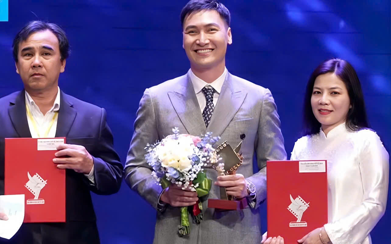 Phim "Mưa đỏ" thắng lớn tại giải Cánh diều 2025- Ảnh 2. Phim "Mưa đỏ" thắng lớn tại giải Cánh diều 2025- Ảnh 2.