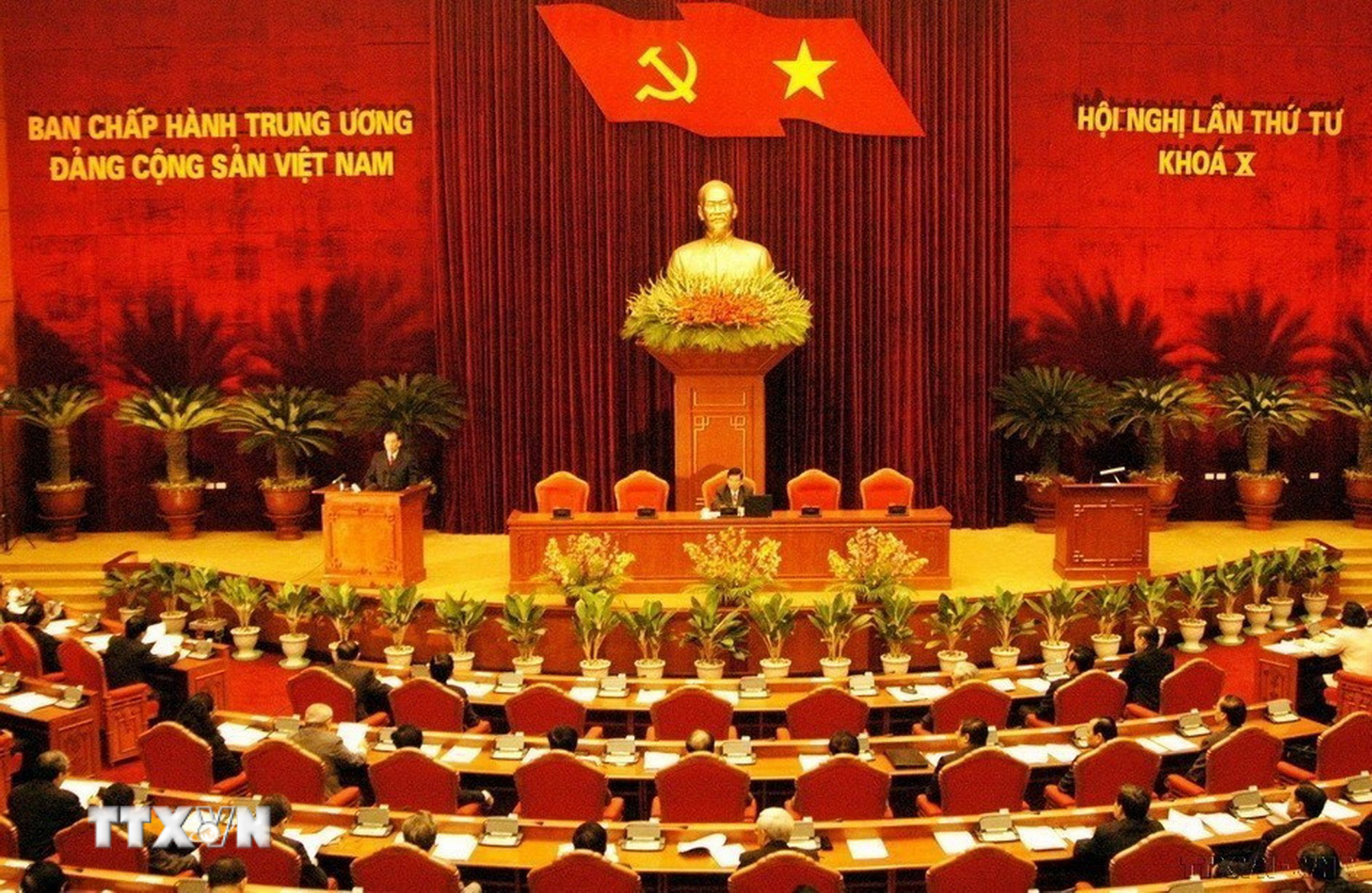 Đại hội lần thứ X Đảng: Đại hội của trí tuệ, đổi mới, đoàn kết và phát triển bền vững- Ảnh 5.