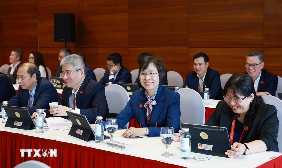 Đại hội XIV của Đảng: Đại biểu làm việc tại Đoàn, thảo luận các văn kiện Đại hội- Ảnh 3.