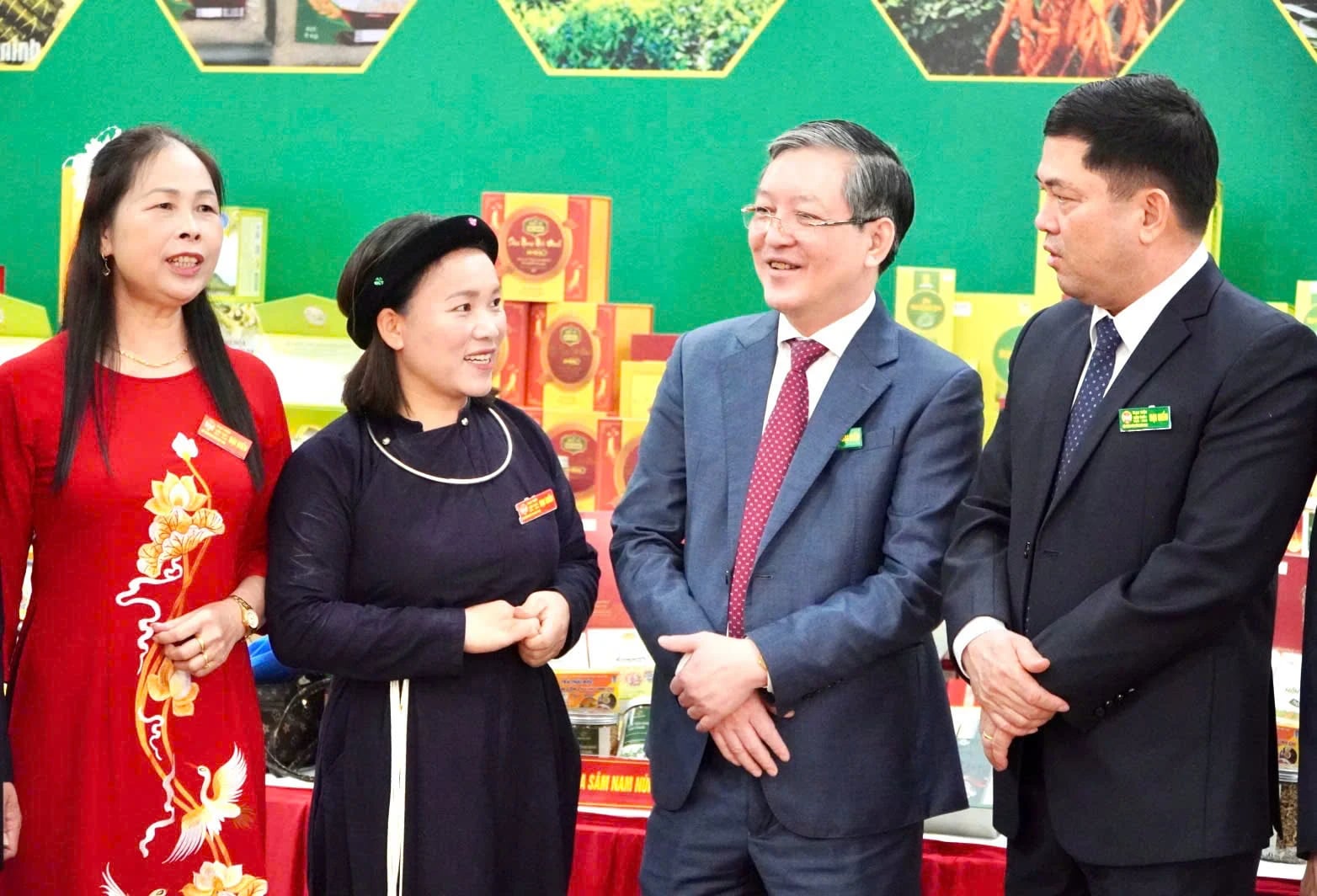 Chủ tịch Hội Nông dân Việt Nam Lương Quốc Đoàn: Phát huy vai trò, sức sáng tạo của nông dân trong kỷ nguyên mới đất nước- Ảnh 2.