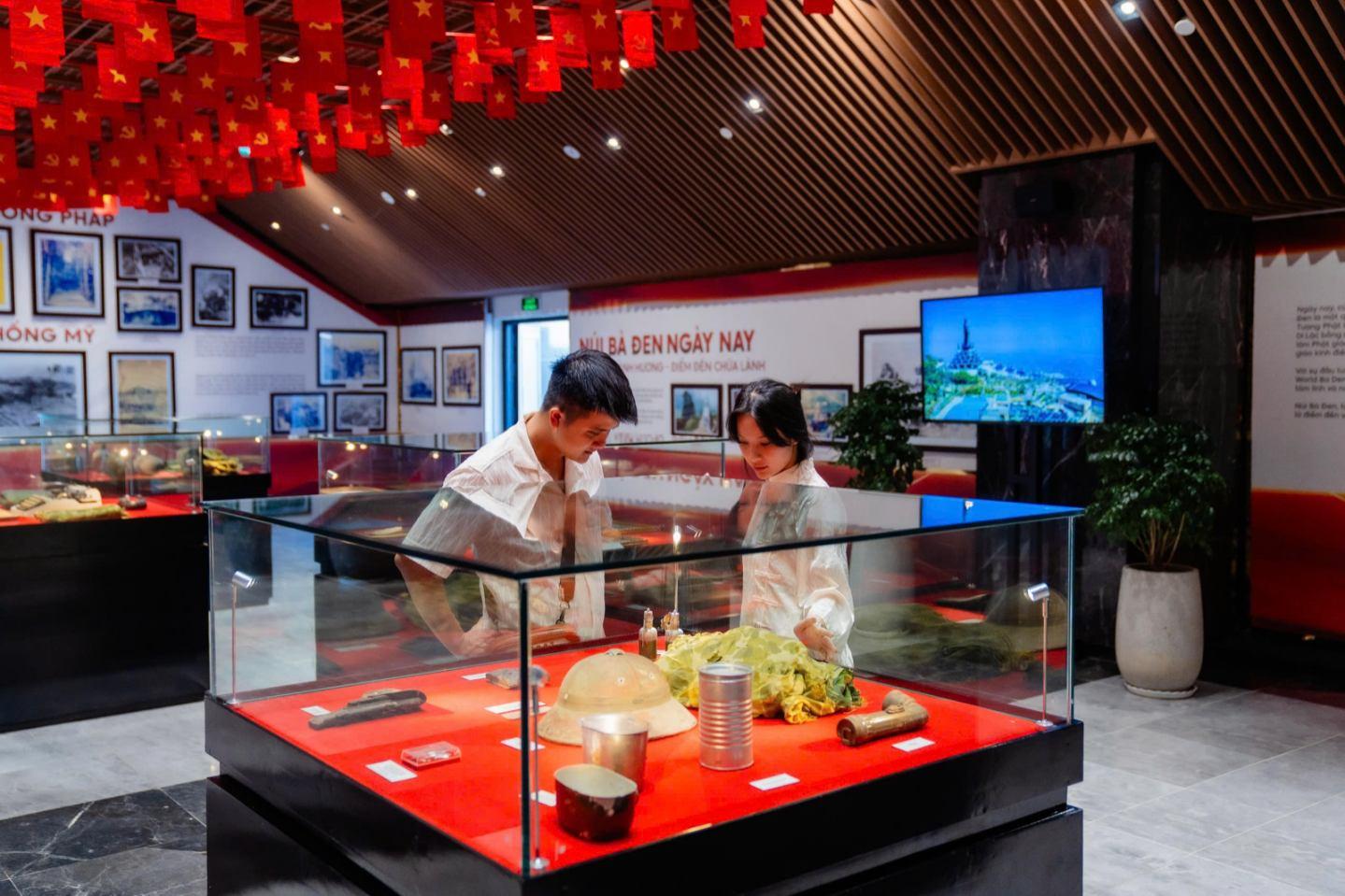 Các điểm đến Sun Group rực rỡ cờ hoa chào mừng Đại hội Đảng- Ảnh 8.