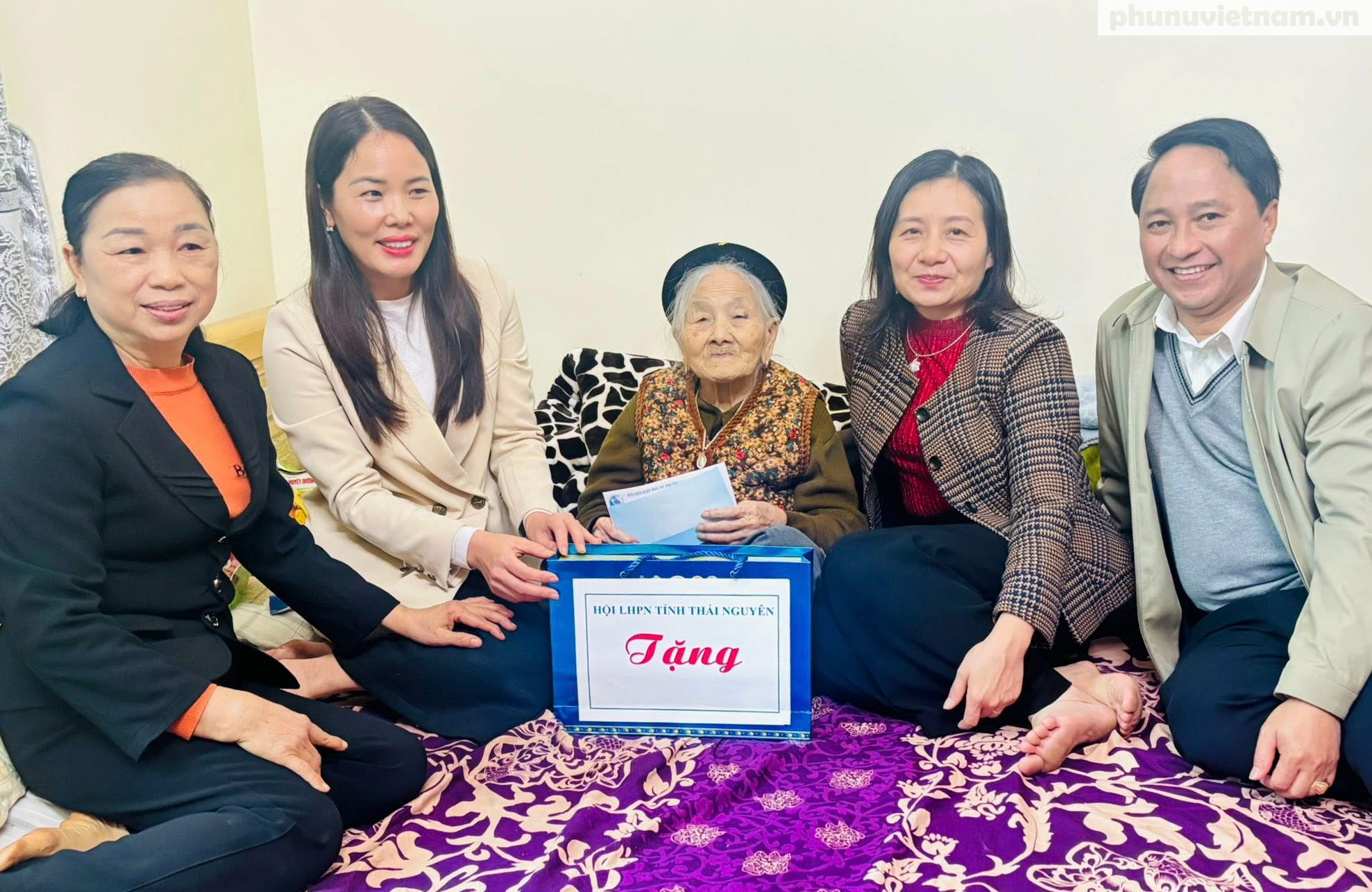 Các cấp Hội Phụ nữ Thái Nguyên triển khai "chiến dịch" an sinh xã hội dịp Tết 2026- Ảnh 1. Các cấp Hội Phụ nữ Thái Nguyên triển khai "chiến dịch" an sinh xã hội dịp Tết 2026- Ảnh 1.