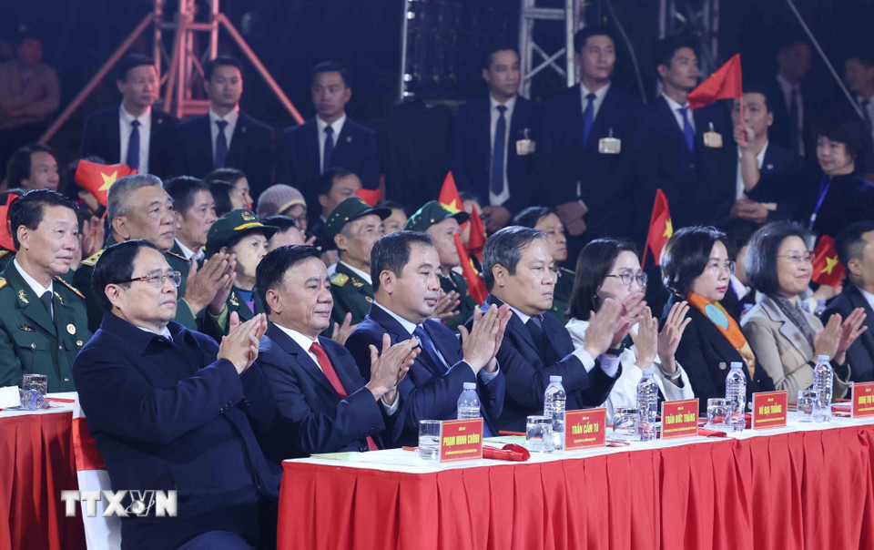 Lãnh đạo Đảng, Nhà nước dự cầu truyền hình Kỷ niệm 85 năm Ngày Bác Hồ về nước- Ảnh 10.