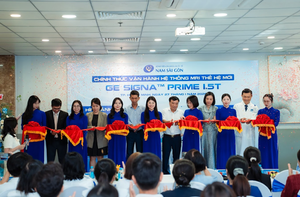 Bệnh viện ĐKQT Nam Sài Gòn đưa vào vận hành hệ thống chụp cộng hưởng từ thế hệ mới- Ảnh 1.