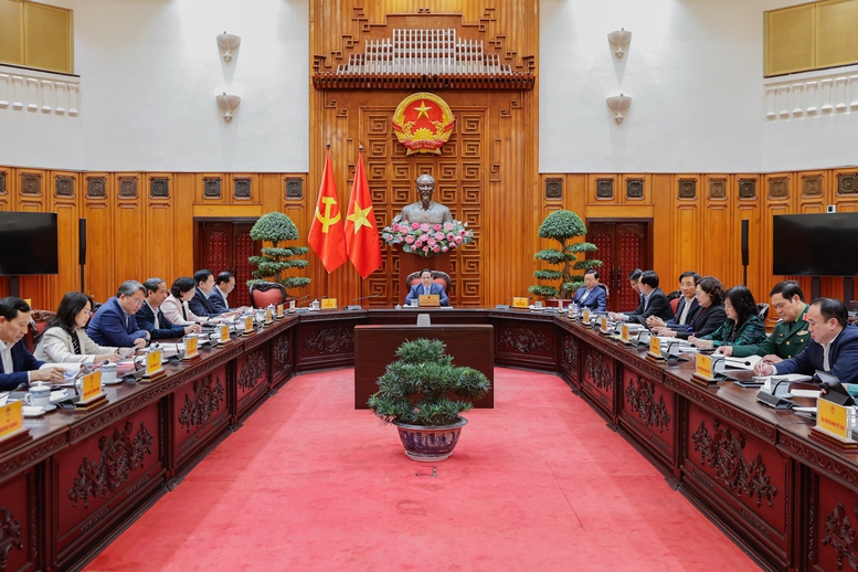 Thủ tướng chủ trì cuộc họp Thường trực Chính phủ về tình hình kinh tế-xã hội tháng 1- Ảnh 1.