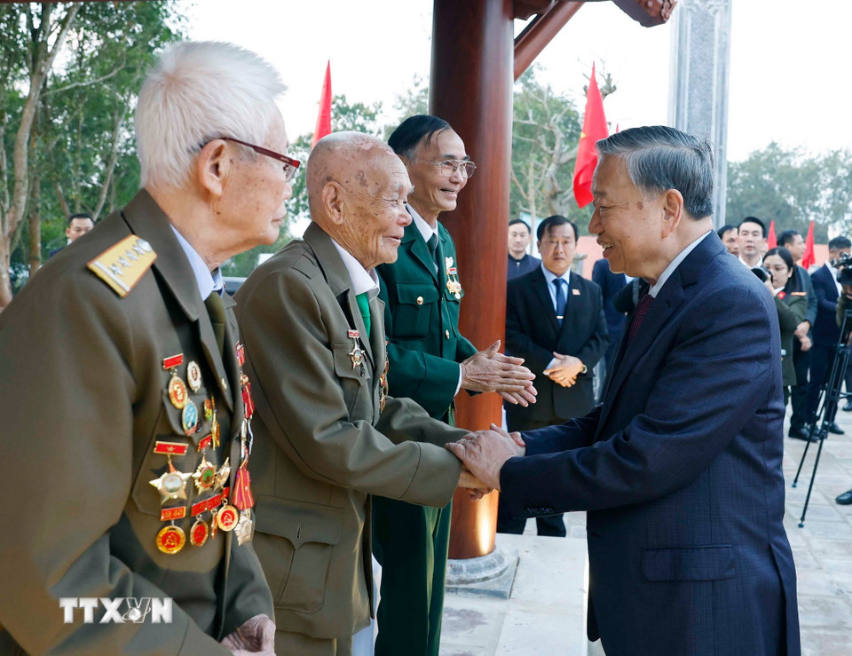 Tổng Bí thư dự khánh thành Nhà tưởng niệm Chủ tịch Hồ Chí Minh ở di tích đồi E2- Ảnh 4.
