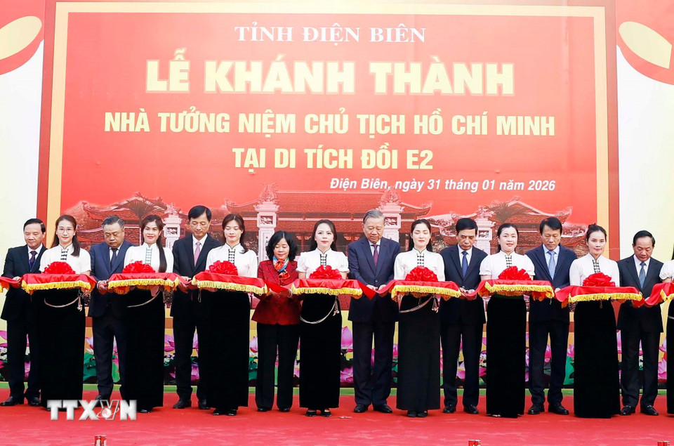 Tổng Bí thư dự khánh thành Nhà tưởng niệm Chủ tịch Hồ Chí Minh ở di tích đồi E2- Ảnh 7.