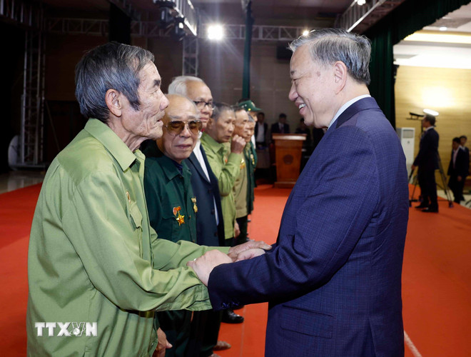 "Tiếp tục đoàn kết, quyết tâm hành động, xây dựng Điện Biên phát triển nhanh, bền vững hơn"- Ảnh 2.