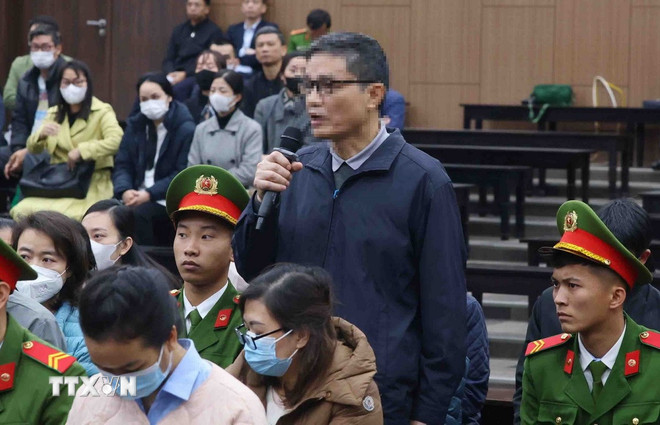 Vụ nhận hối lộ tại Cục An toàn thực phẩm: Lợi dụng khó khăn để “vòi tiền”- Ảnh 2.