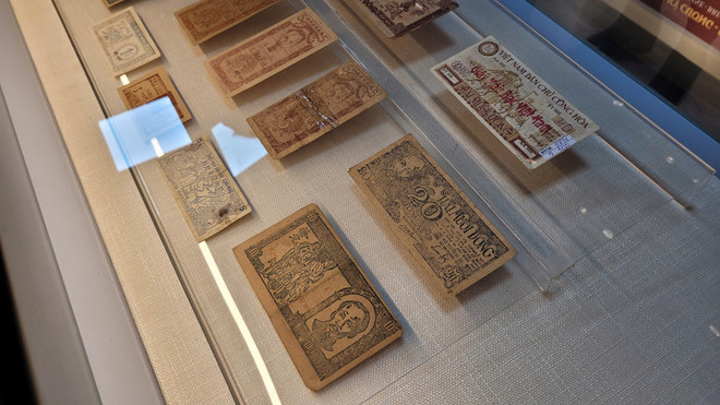 Trưng bày loạt hiện vật quý về những mùa Xuân lịch sử của dân tộc- Ảnh 3.