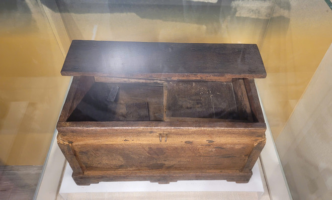 Trưng bày loạt hiện vật quý về những mùa Xuân lịch sử của dân tộc- Ảnh 1.