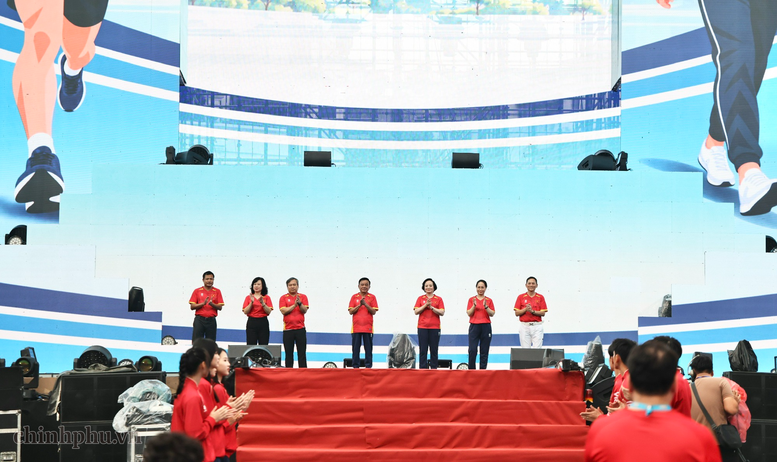 Toàn dân luyện tập thể thao vì sức khỏe nhân dân, vì một Việt Nam khỏe mạnh và cường thịnh- Ảnh 2.