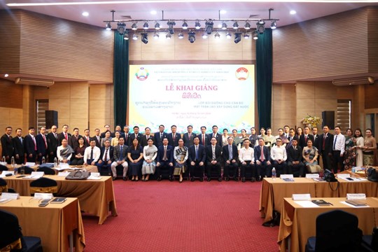 Khai giảng Lớp bồi dưỡng cho cán bộ Mặt trận Lào xây dựng đất nước năm 2026- Ảnh 3.