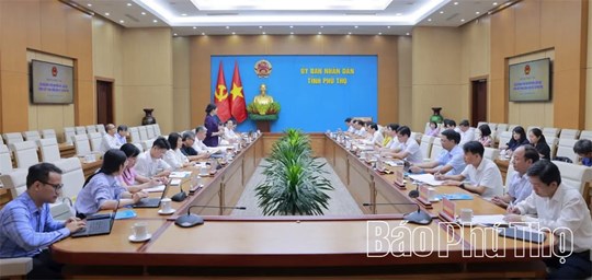 Nâng cao nhận thức pháp luật, tạo môi trường xã hội lành mạnh phục vụ phát triển kinh tế - xã hội- Ảnh 1.